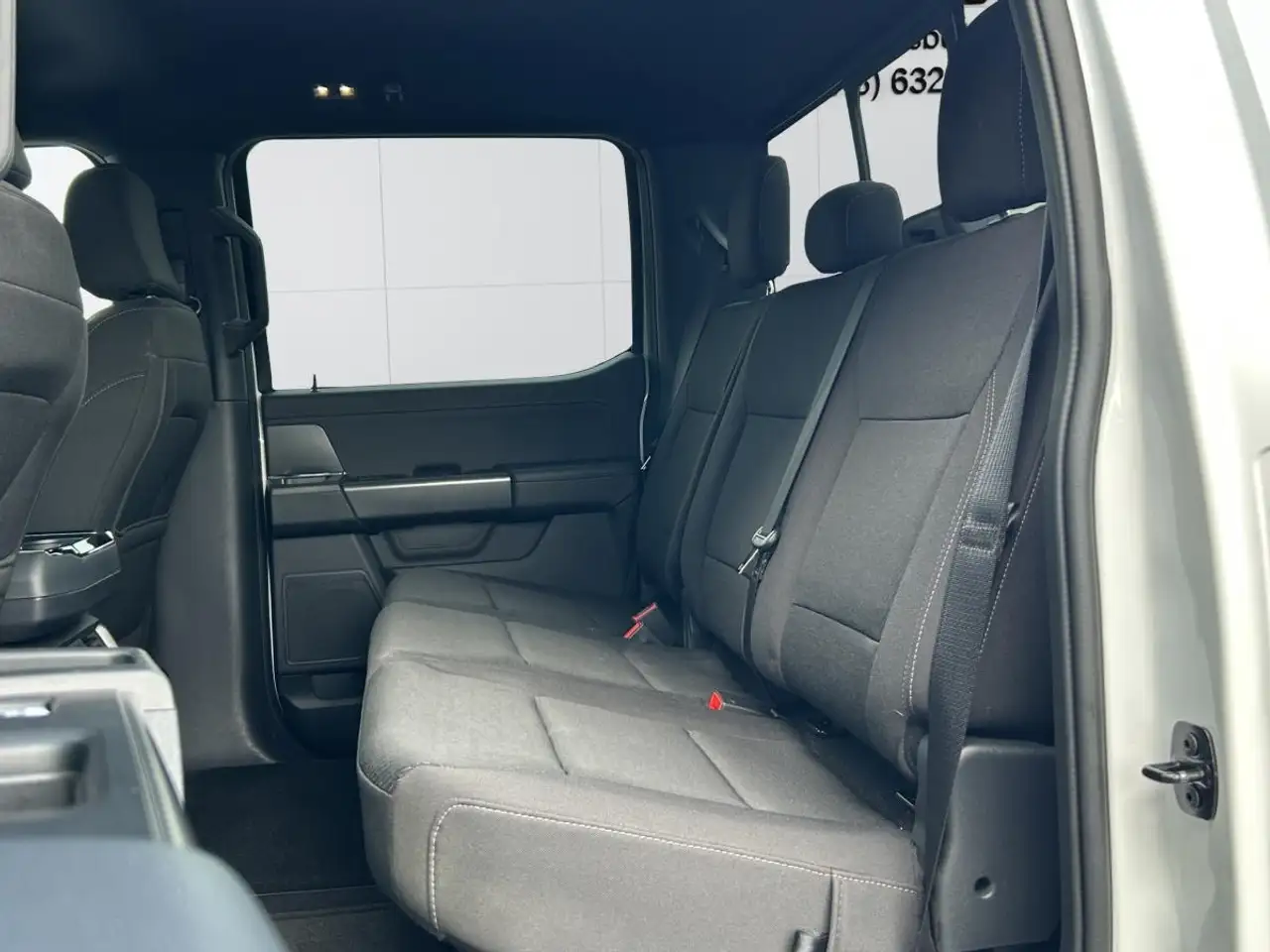 Ford F-150 - Image 26