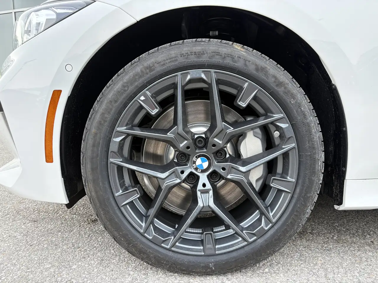 BMW 3 Series - Image 10