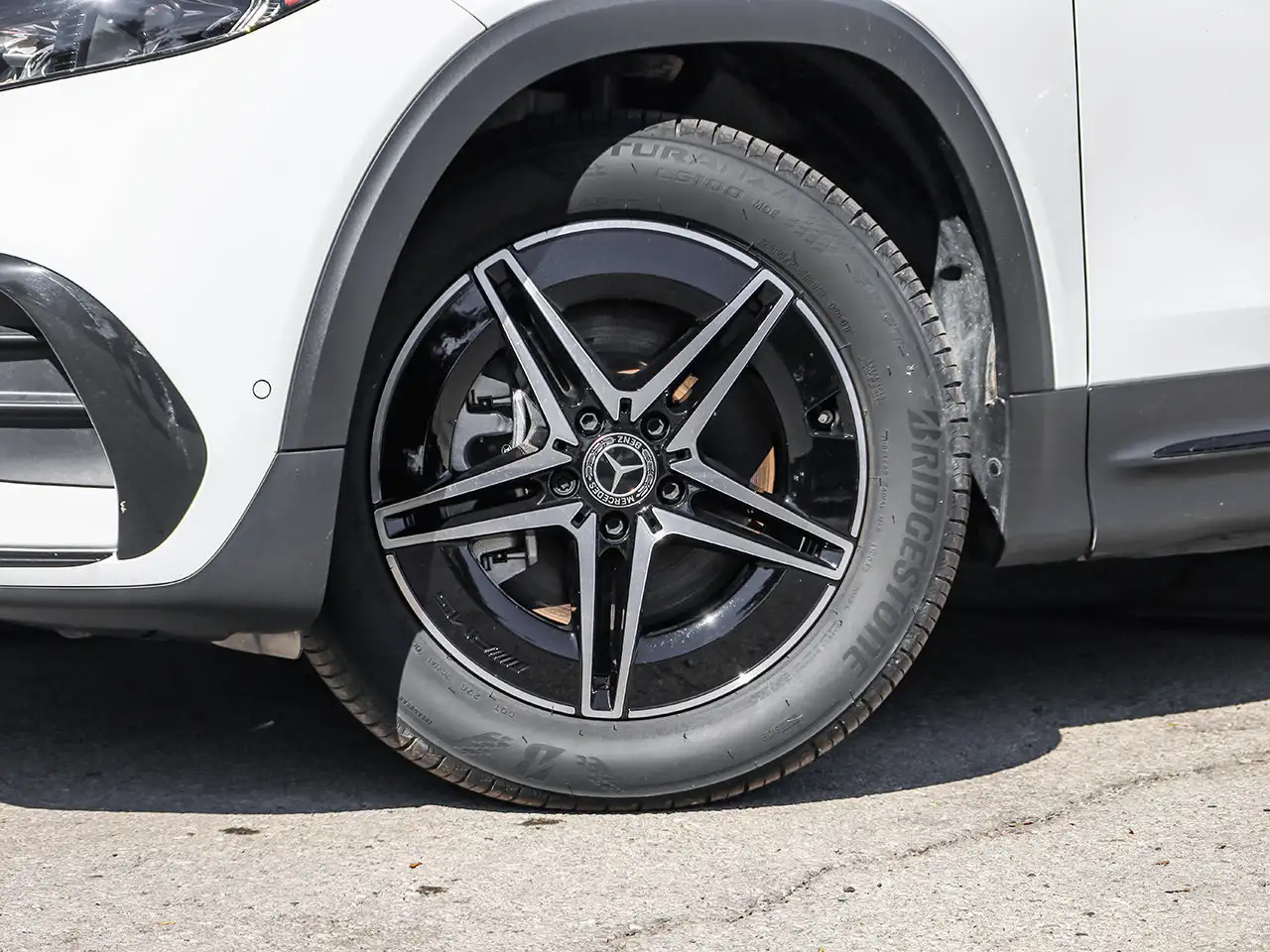 Mercedes-Benz EQB - Image 9