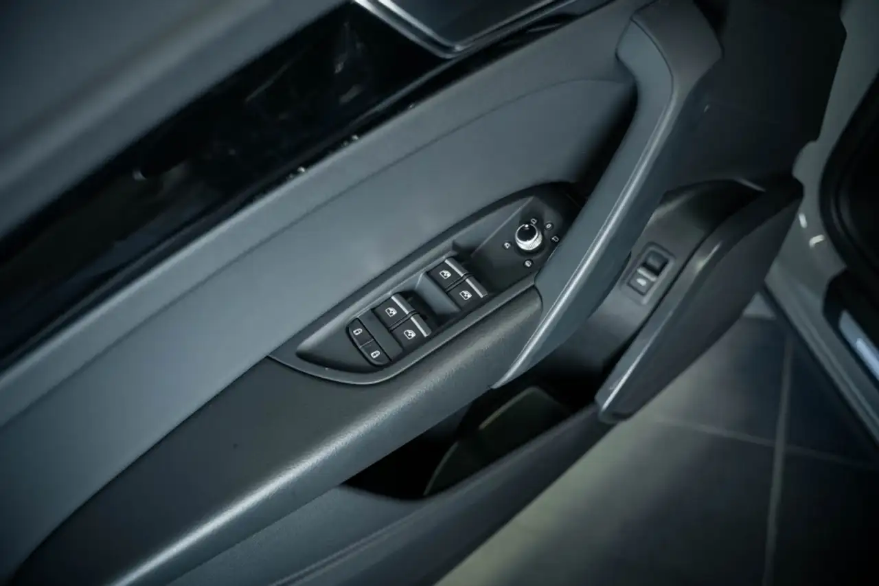 Audi Q5 - Image 28