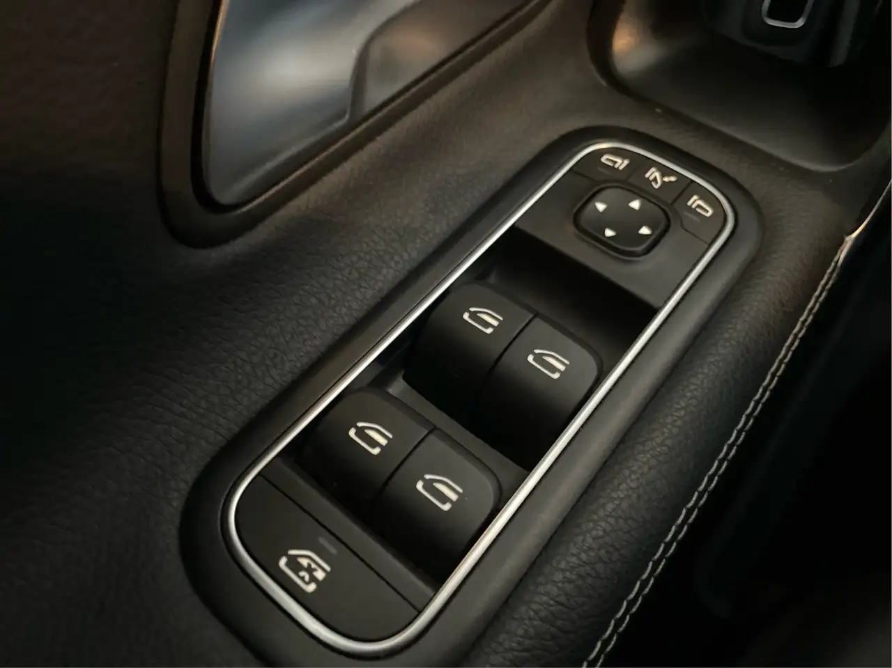 Mercedes-Benz CLA - Image 29