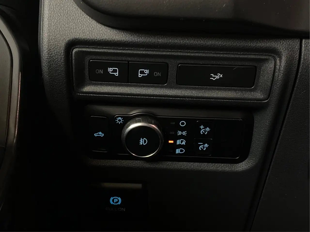 Ford F-150 - Image 10