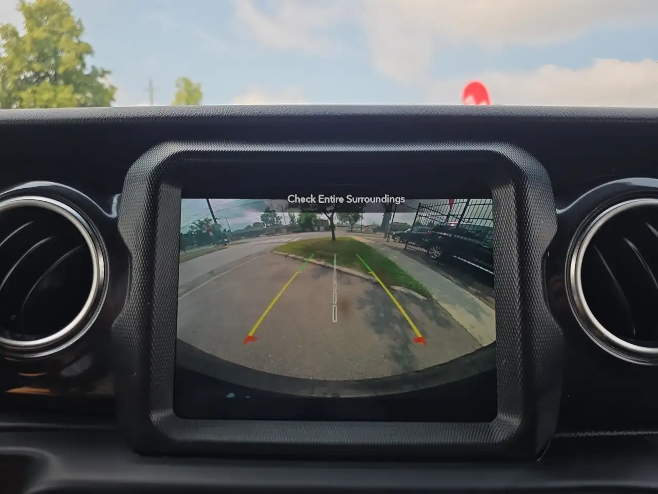 Jeep Wrangler - Image 16