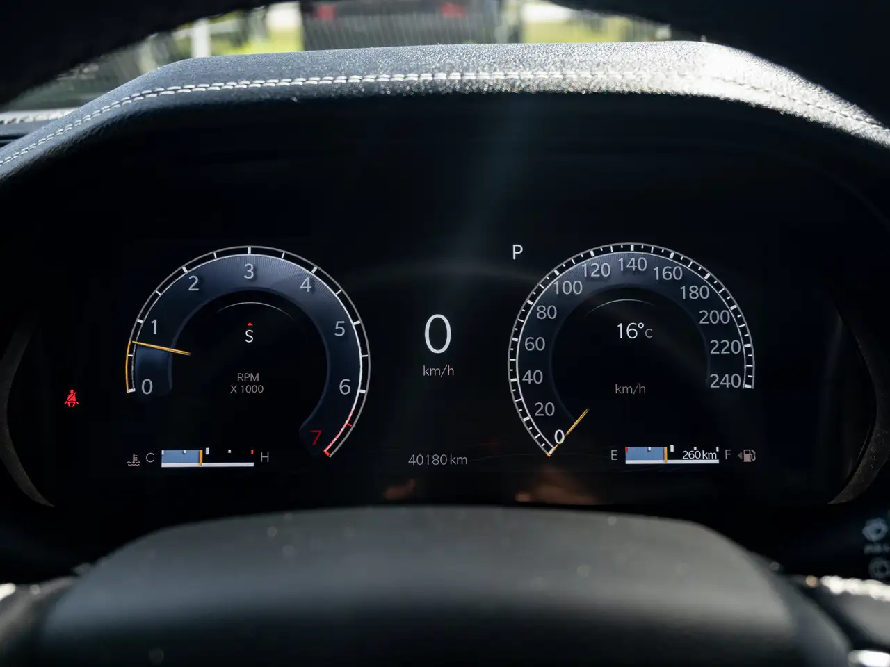 Jeep Grand Cherokee - Image 4