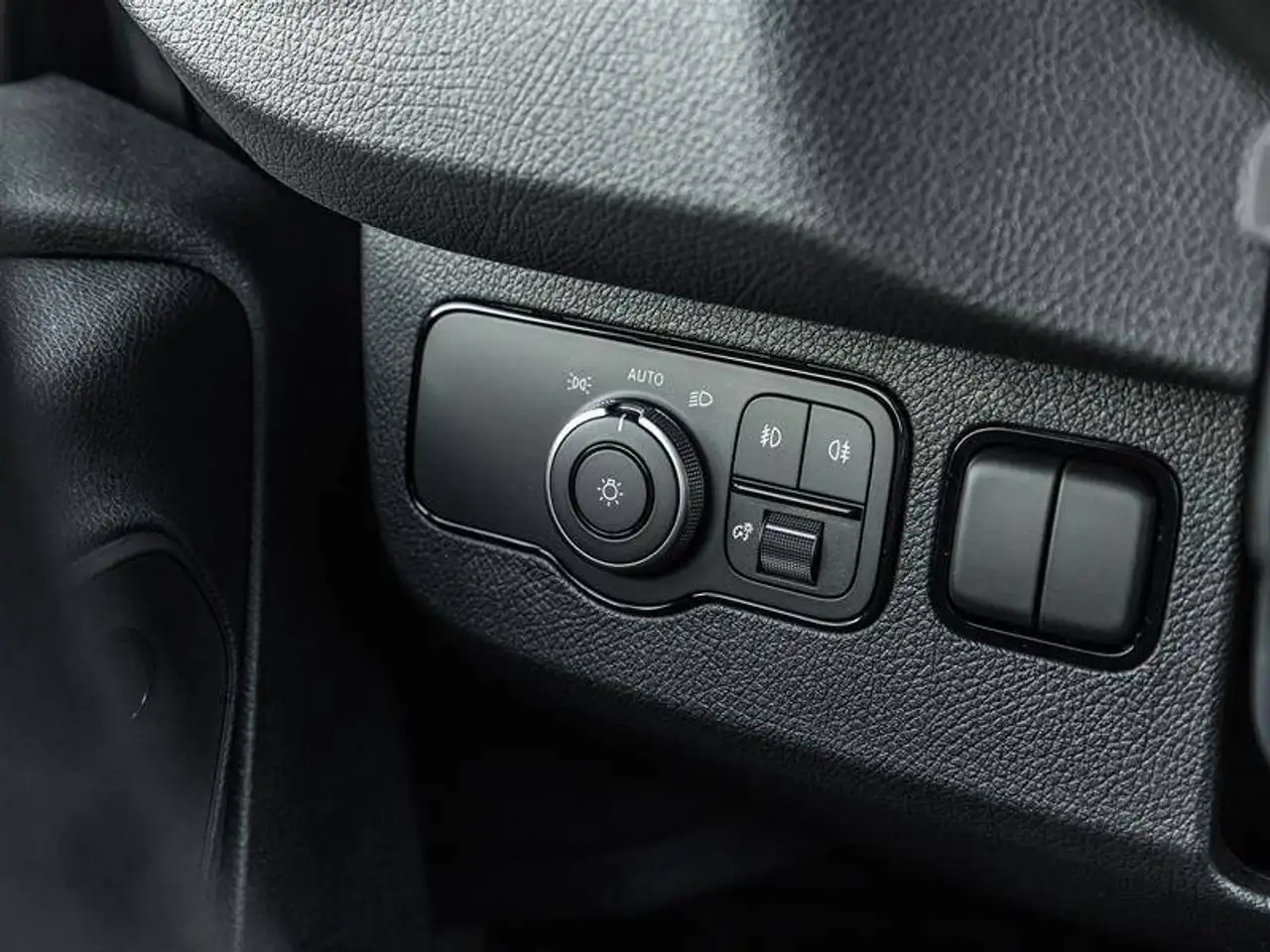 Mercedes-Benz Sprinter - Image 19