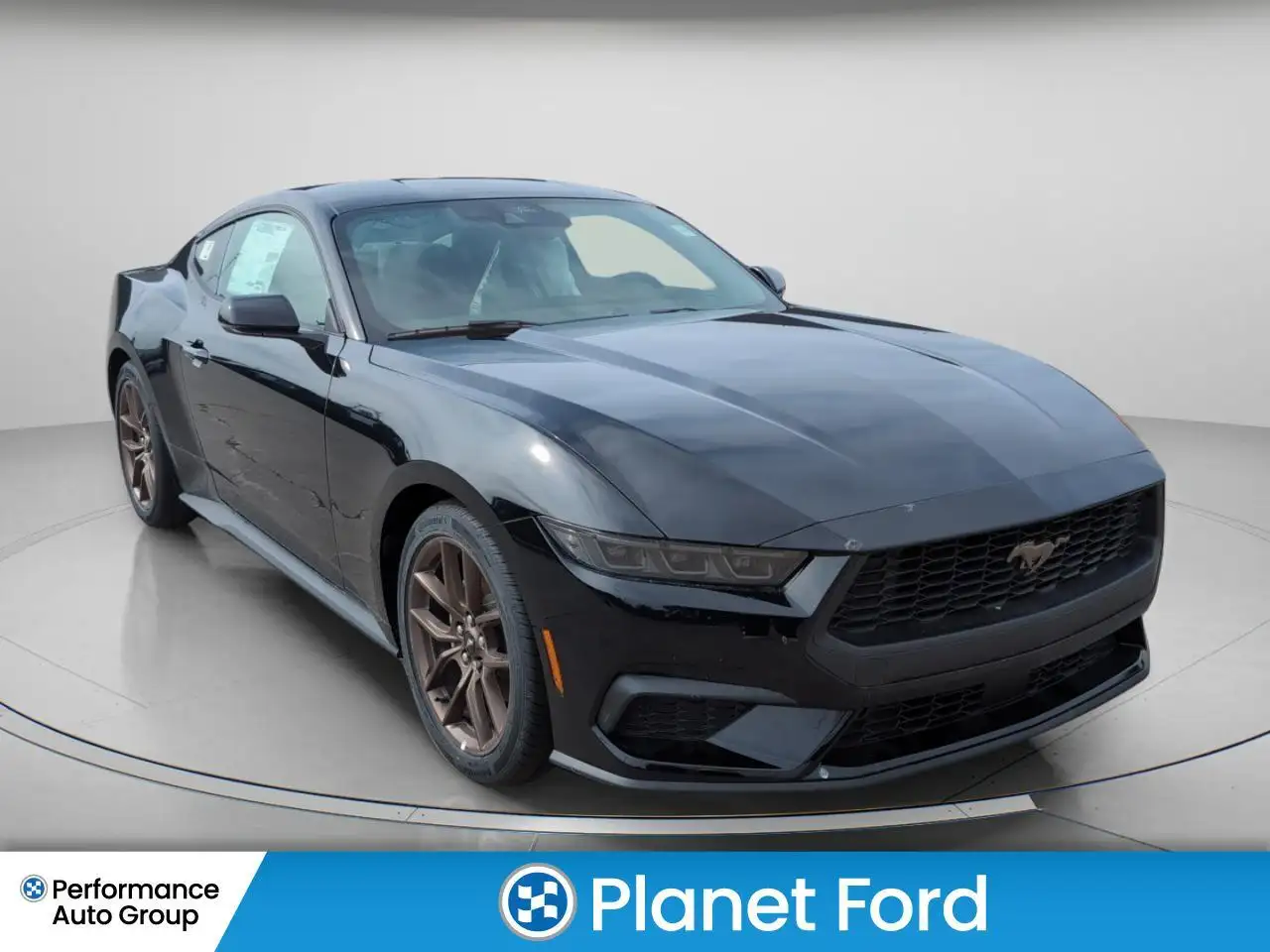 Ford Mustang - Image 3