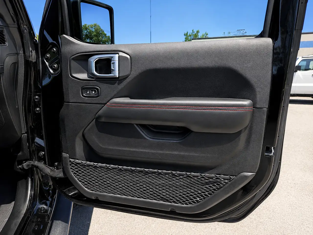 Jeep Wrangler - Image 9