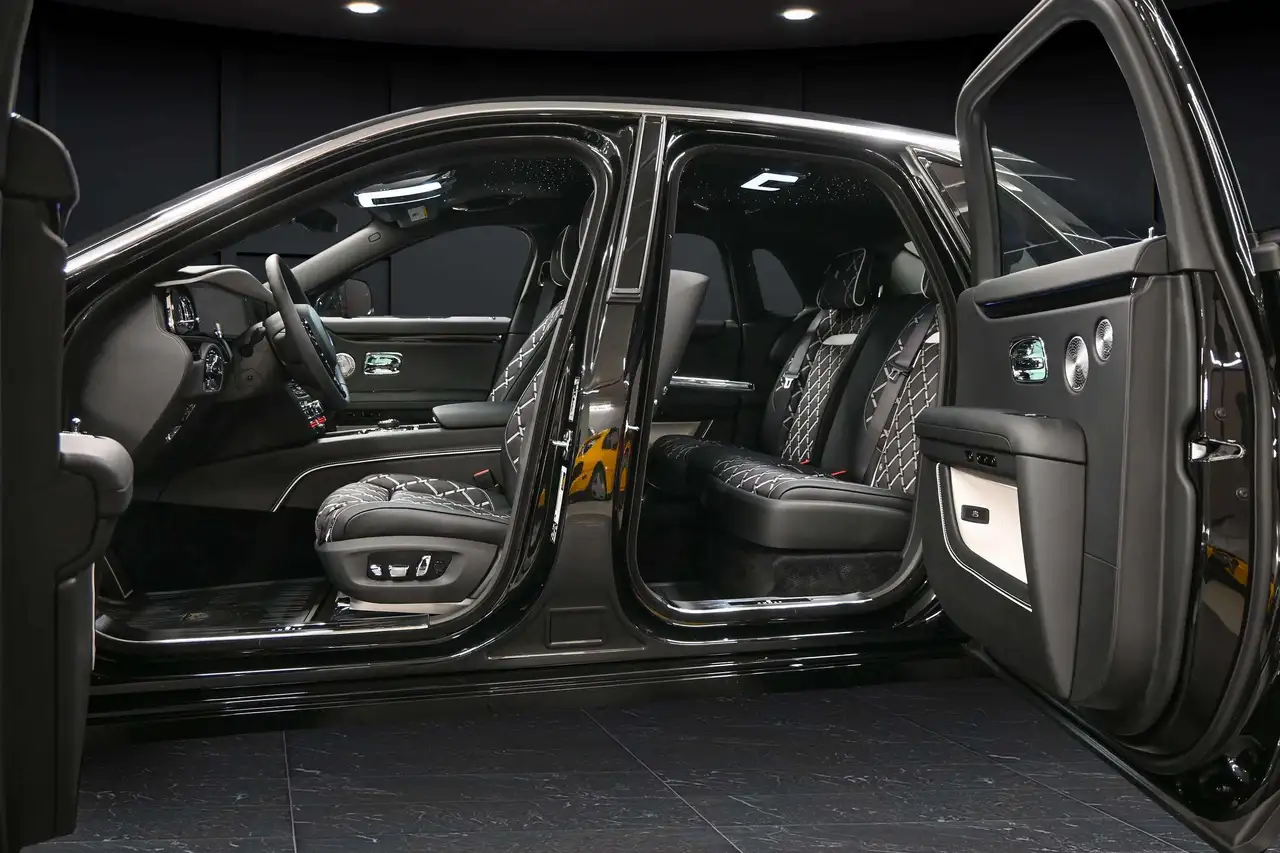 Rolls-Royce Ghost - Image 11