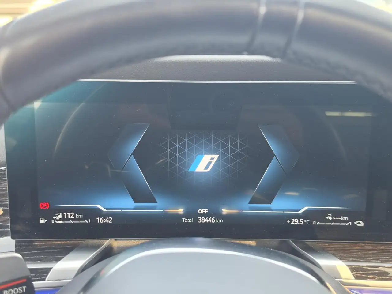 BMW 7 Series - Image 16
