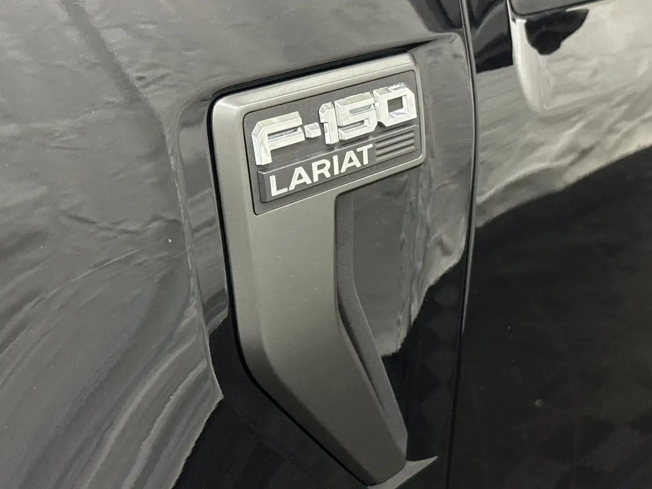 Ford F-150 - Image 8