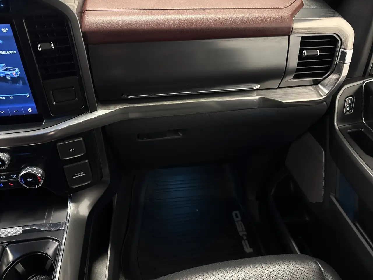Ford F-150 - Image 36
