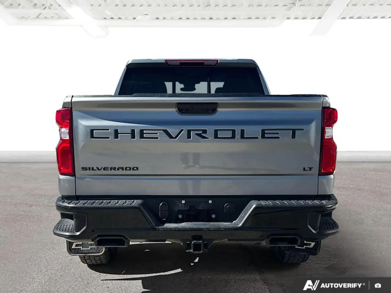 Chevrolet Silverado 1500 - Image 5