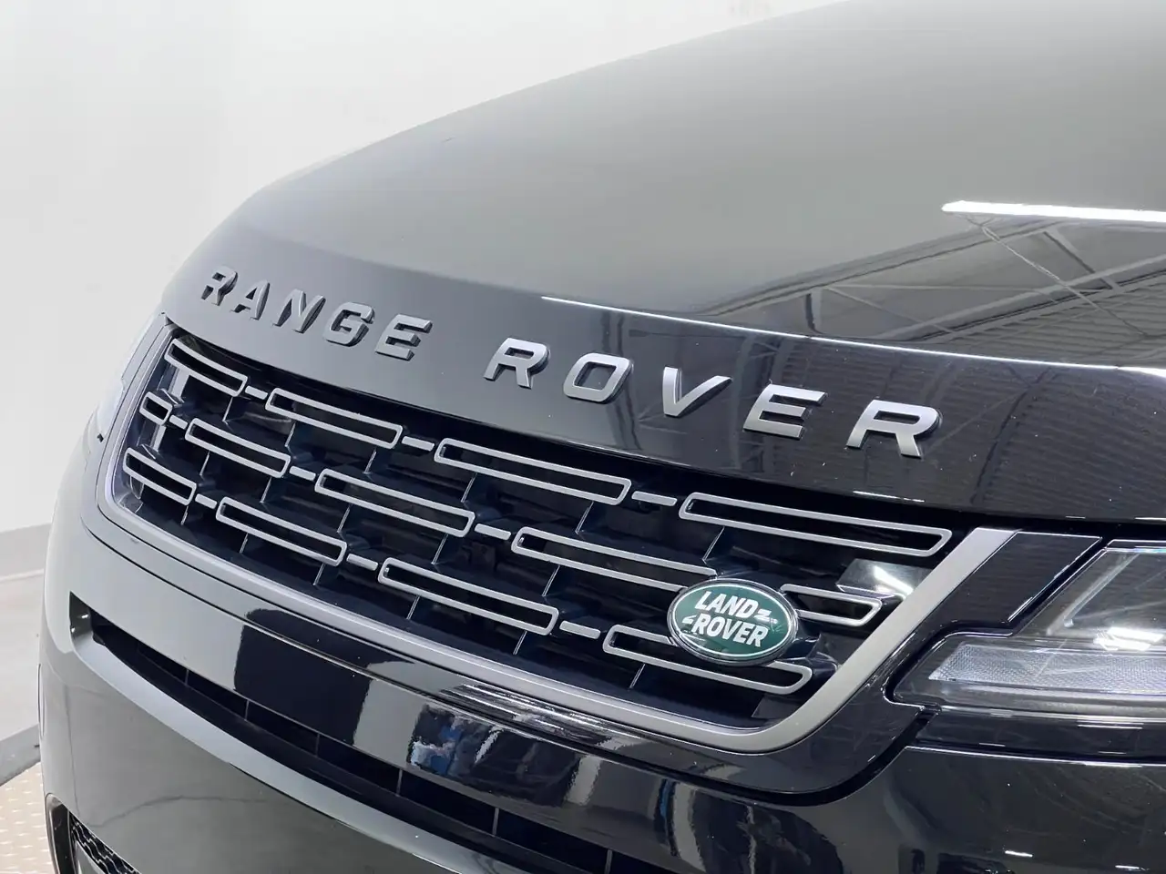 Land Rover Range Rover Evoque - Image 5