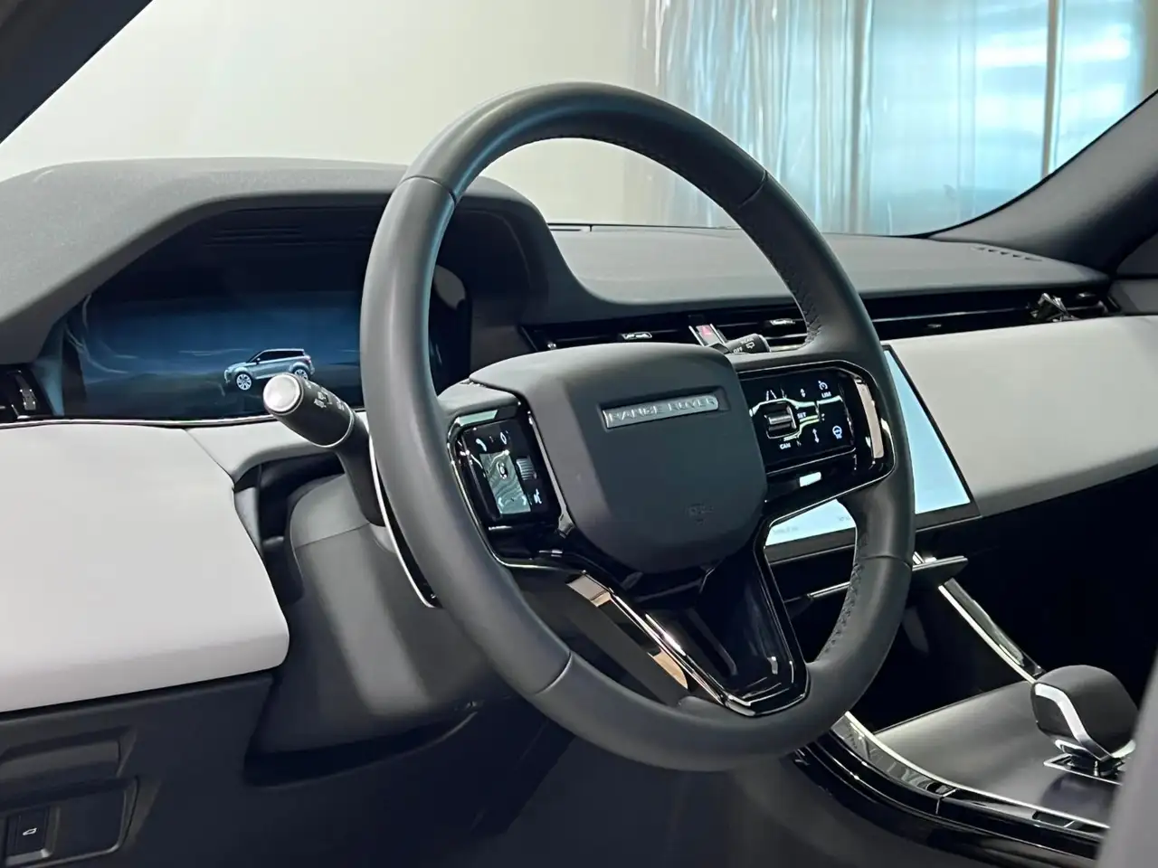Land Rover Range Rover Evoque - Image 18
