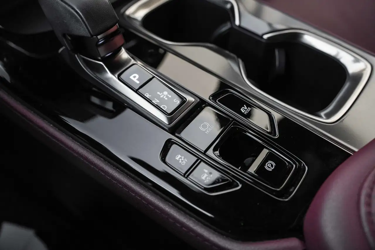 Lexus NX 350h - Image 30