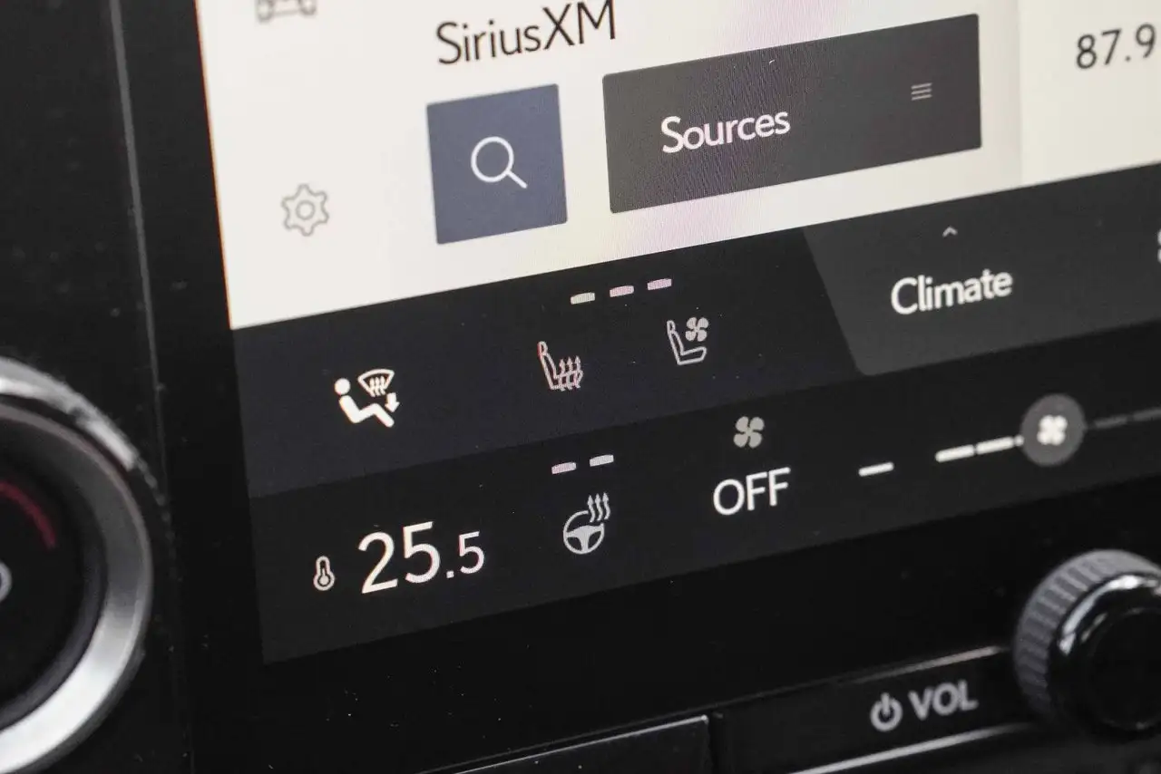 Lexus NX 350h - Image 26