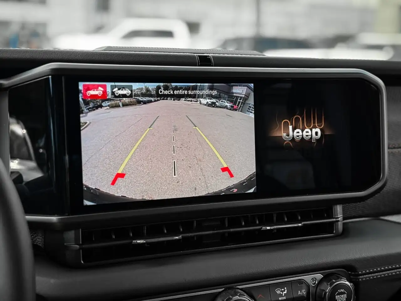 Jeep Wrangler - Image 22