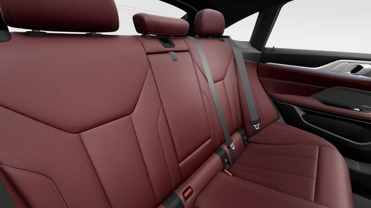 BMW 4 Series - Image 12