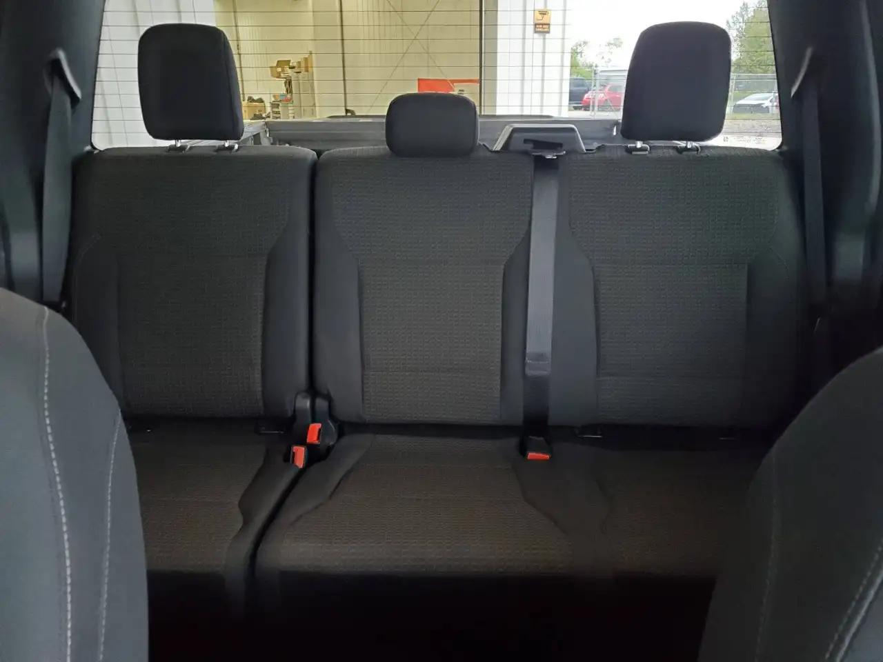 Ford F-150 - Image 21