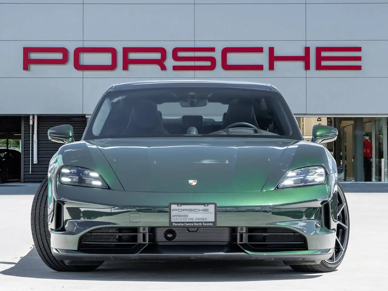 Porsche Taycan - Image 7