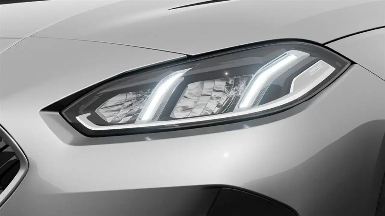 BMW 2 Series - Image 6