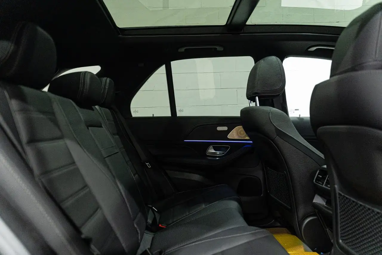 Mercedes-Benz GLE - Image 22