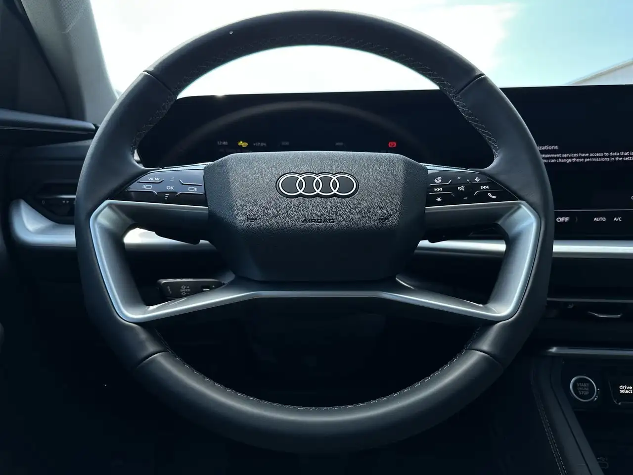 Audi Q5 - Image 21