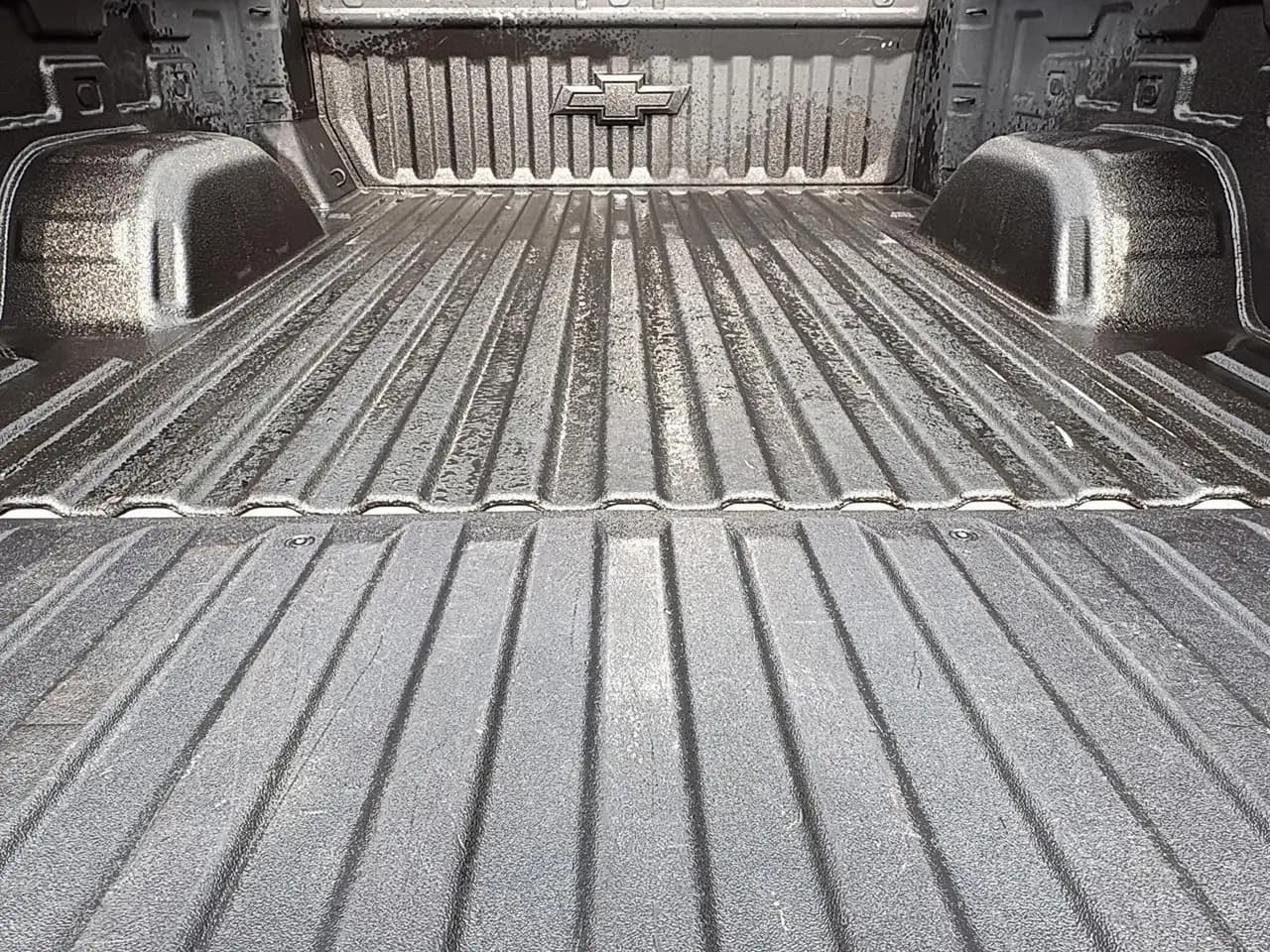 Chevrolet Silverado 1500 - Image 35