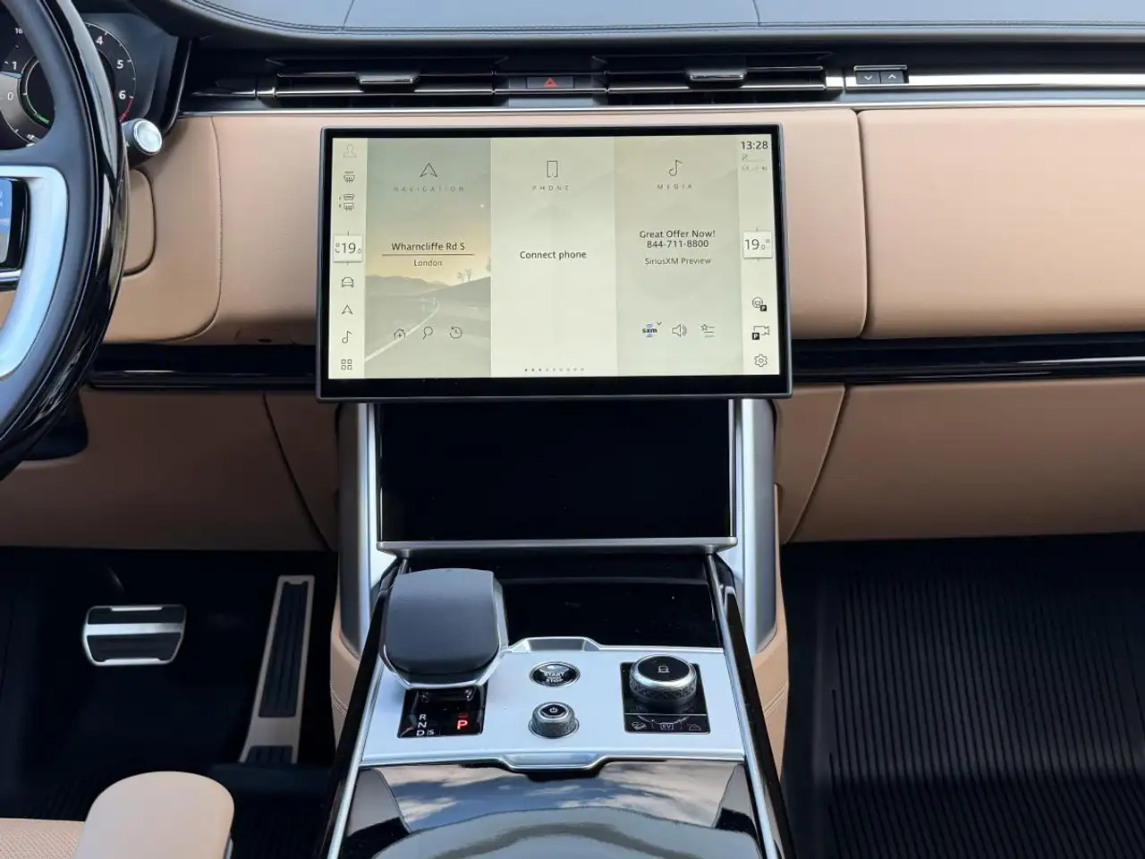 Land Rover Range Rover - Image 28