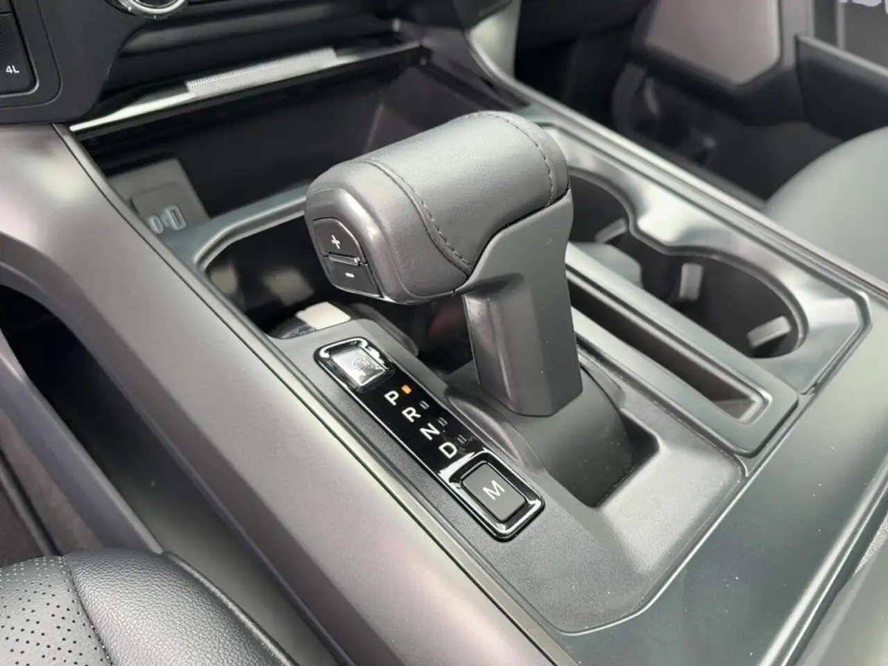 Ford F-150 - Image 26