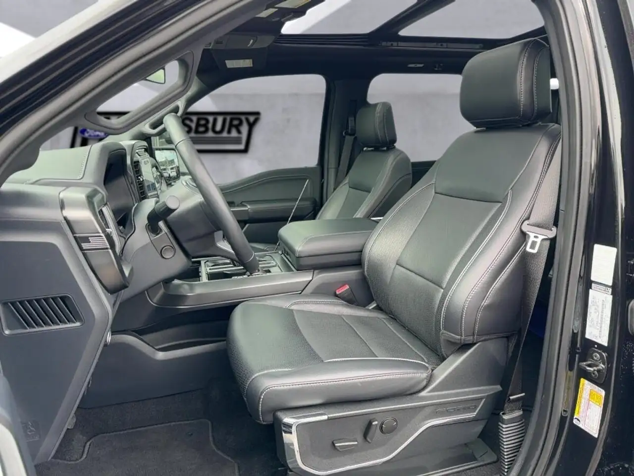 Ford F-150 - Image 19