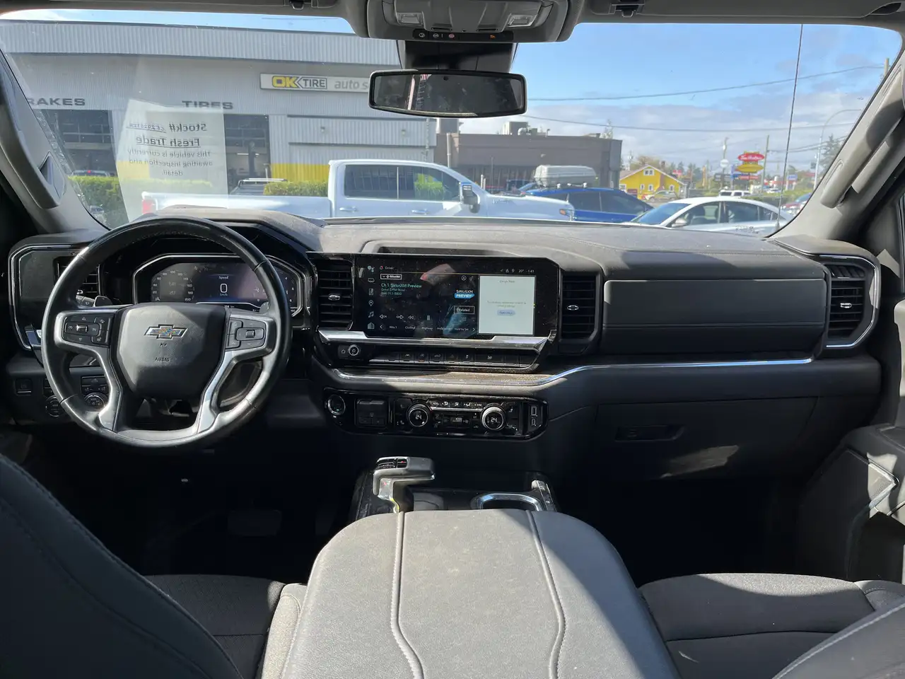 Chevrolet Silverado 1500 - Image 6