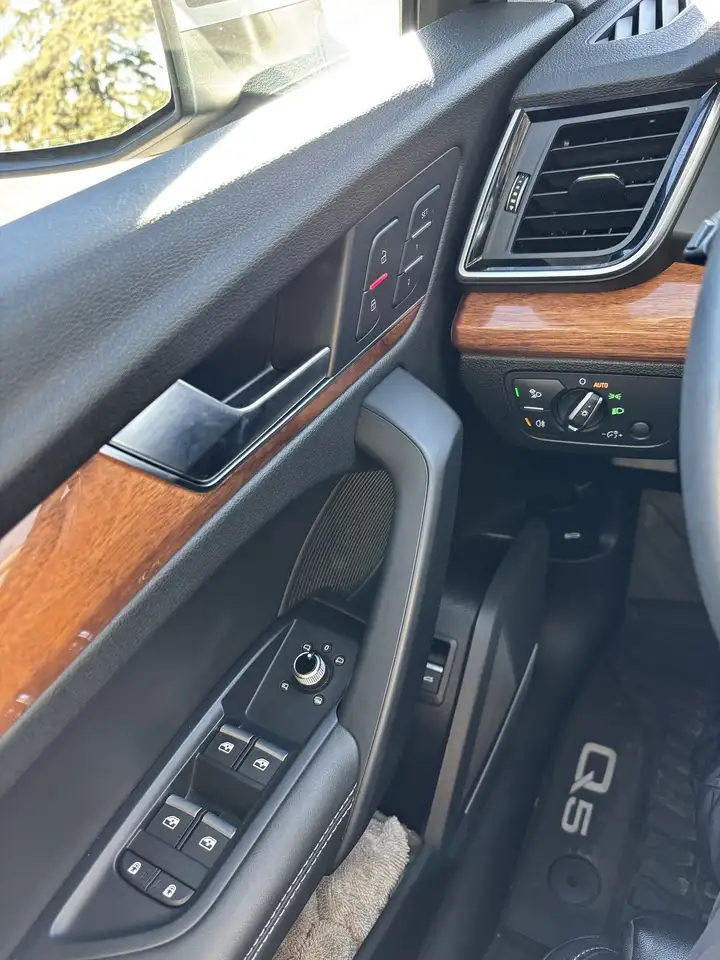 Audi Q5 - Image 8