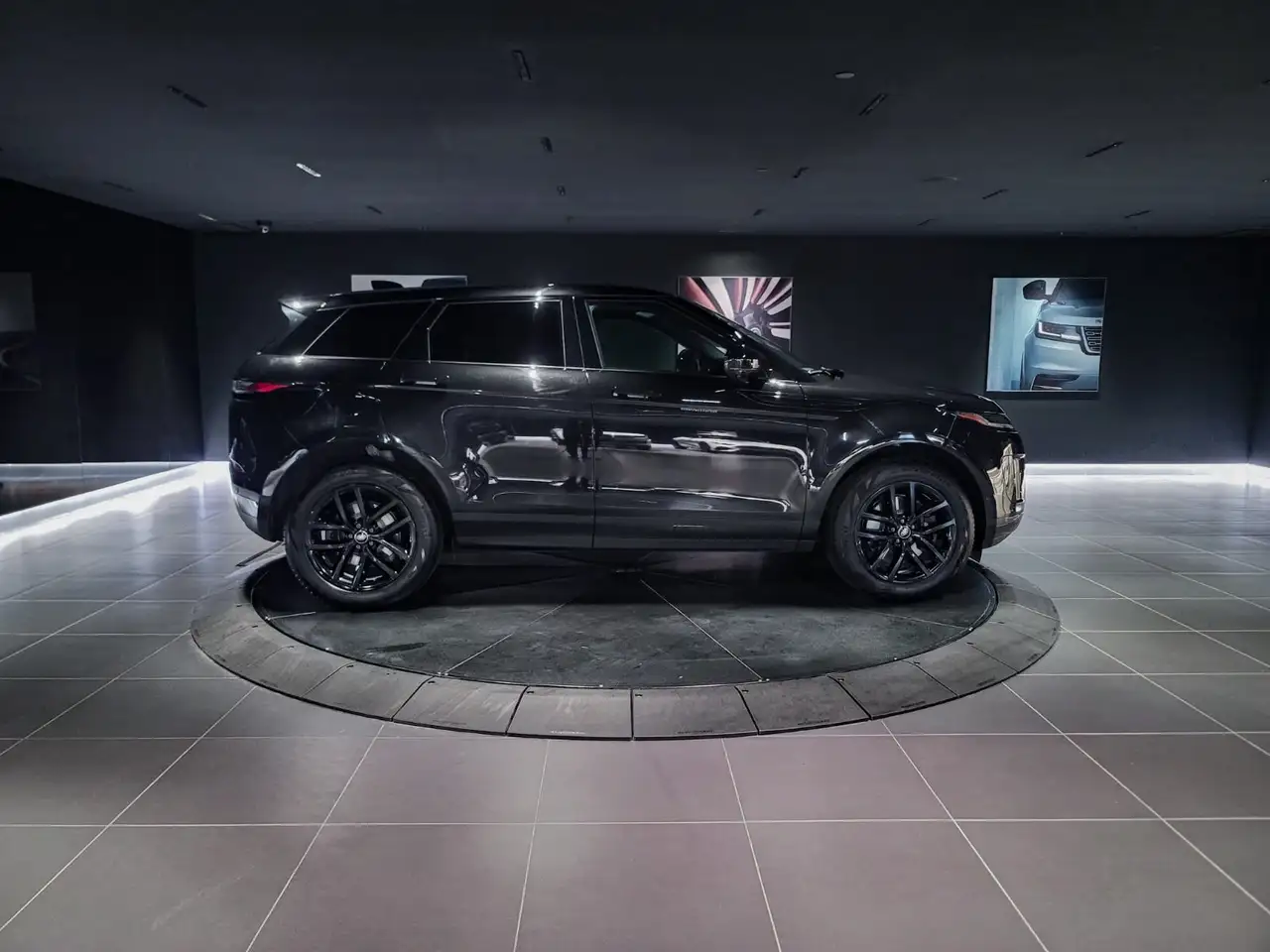 Land Rover Range Rover Evoque - Image 4