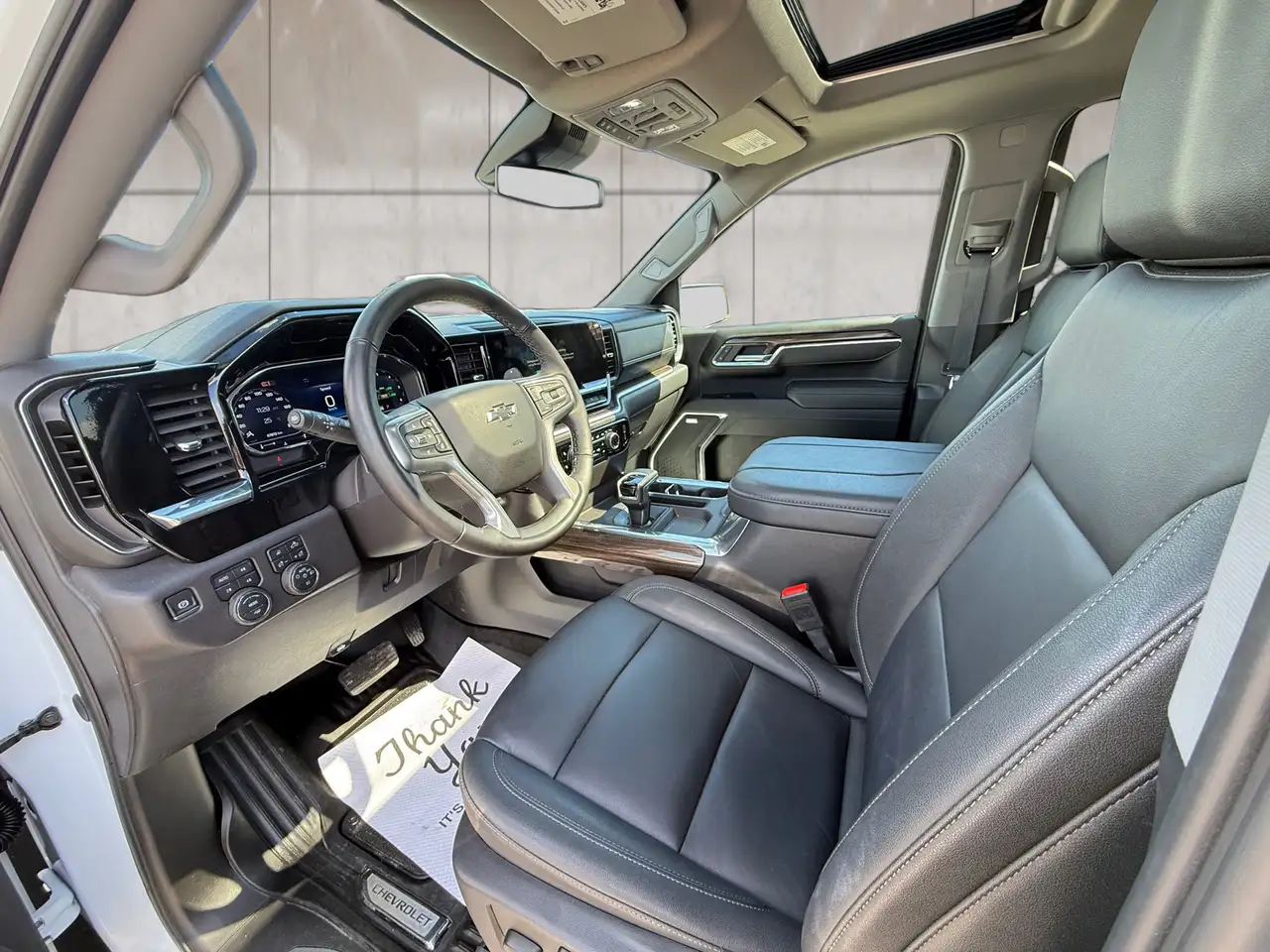 Chevrolet Silverado 1500 - Image 7