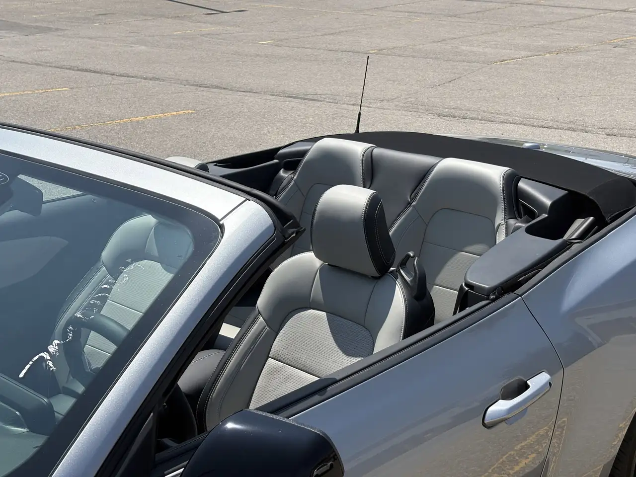 Ford Mustang - Image 13