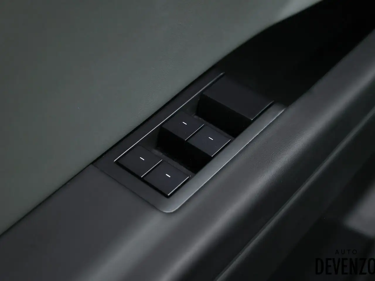 Tesla Cybertruck - Image 8