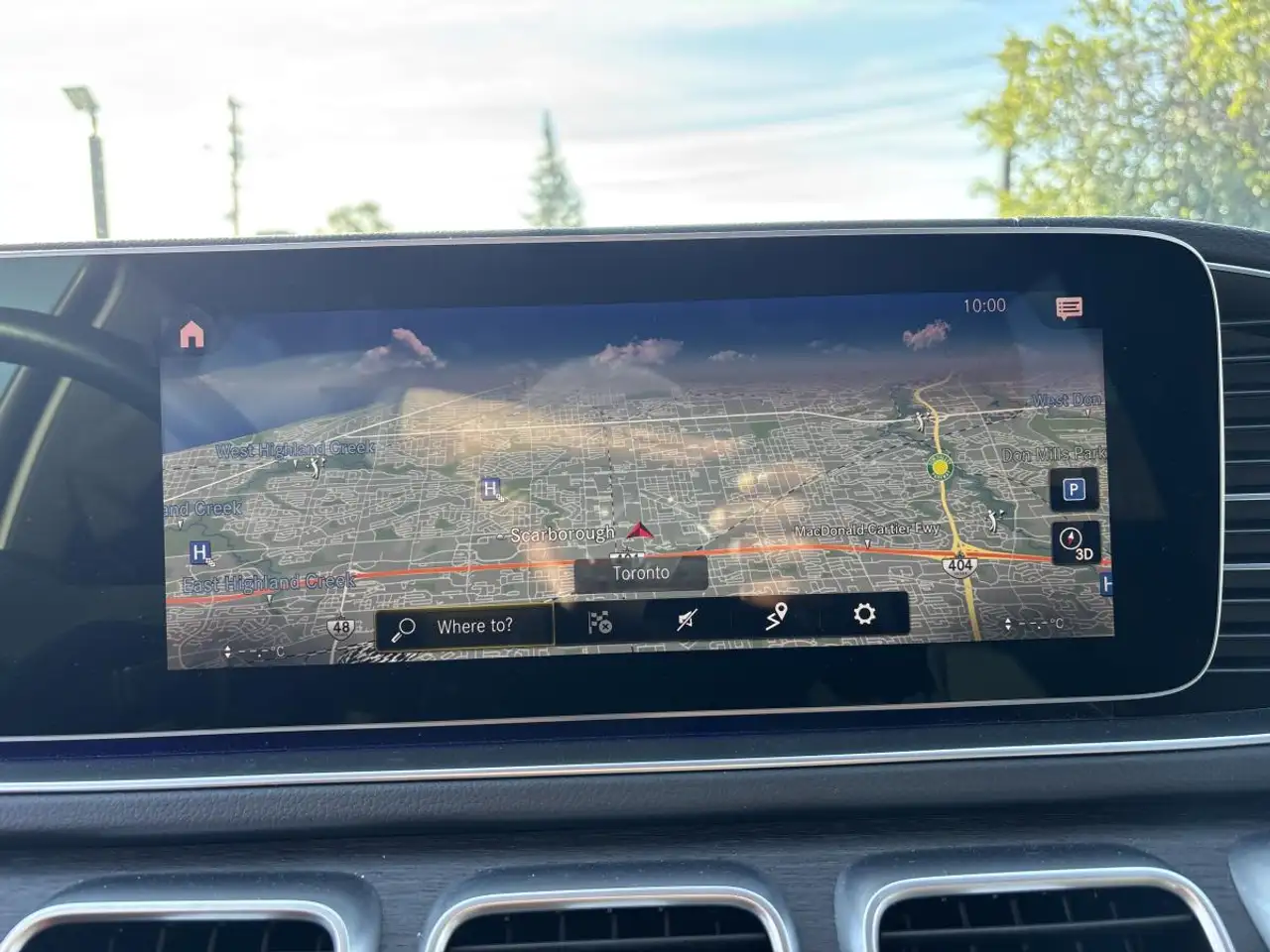 Mercedes-Benz GLE - Image 17