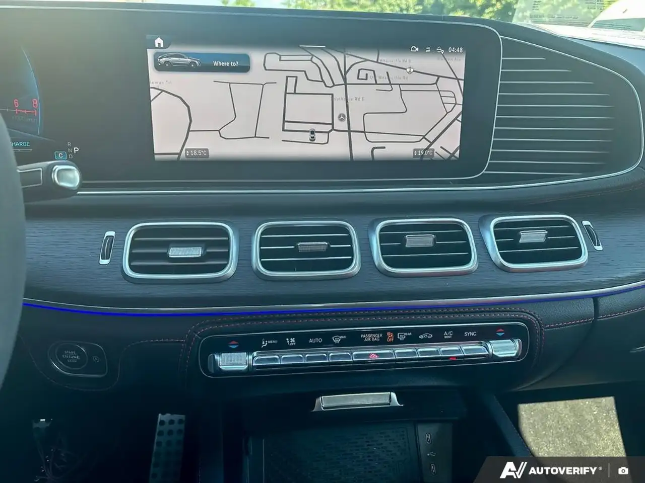 Mercedes-Benz GLE - Image 18