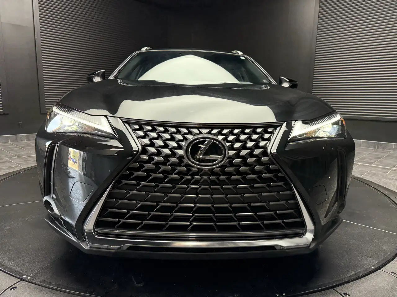 Lexus UX - Image 12