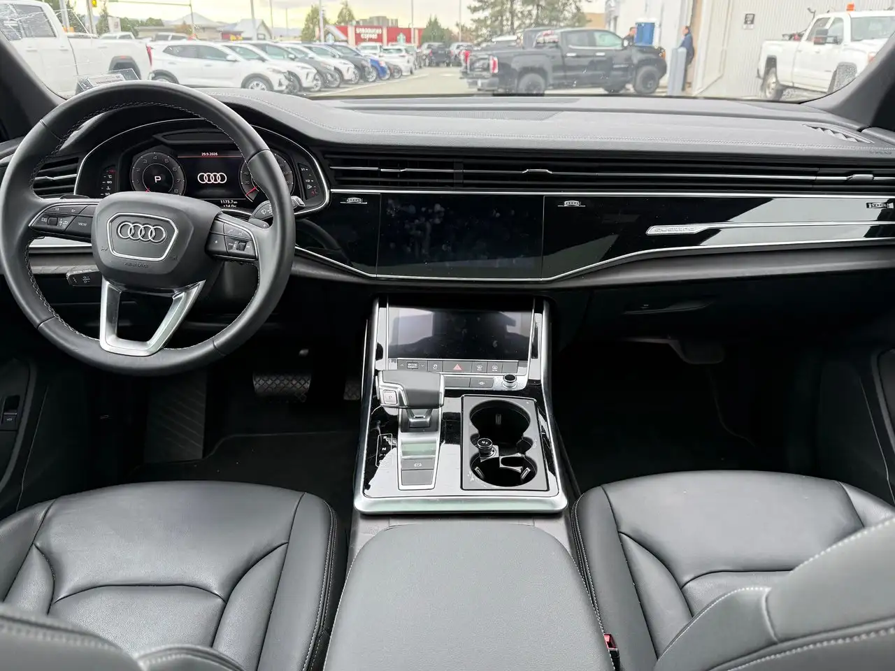 Audi Q7 - Image 6
