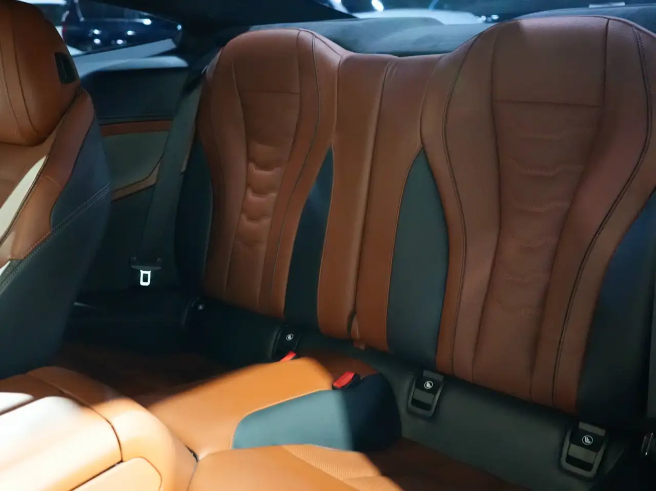 BMW 8 Series - Image 11