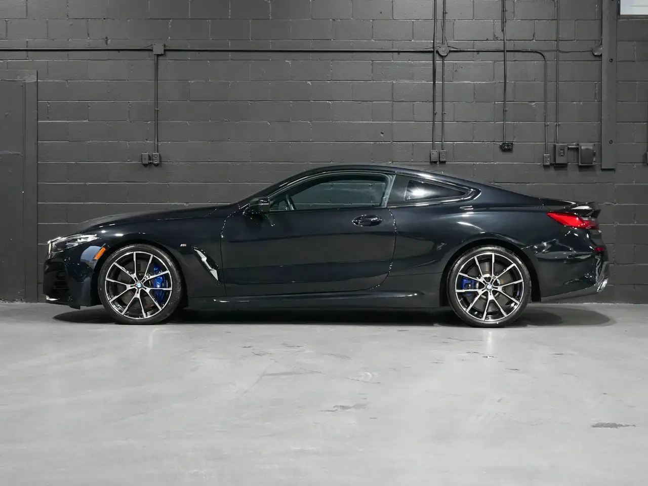 BMW 8 Series - Image 5