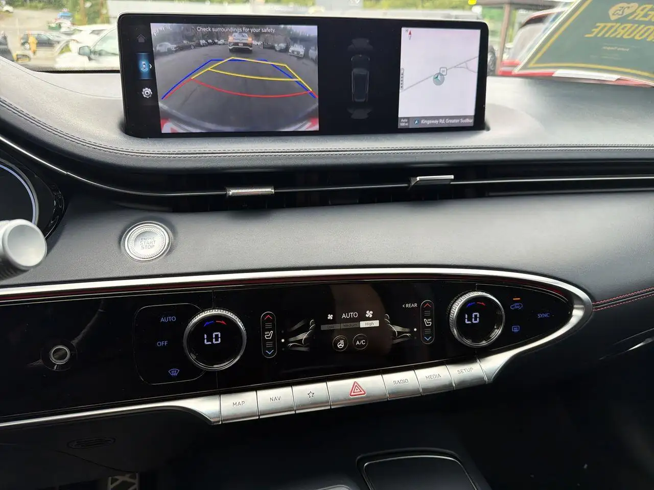 Genesis GV70 - Image 9