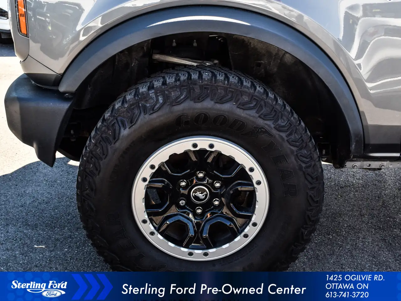 Ford Bronco - Image 7