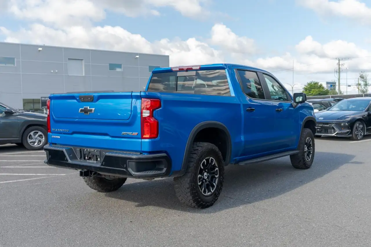 Chevrolet Silverado 1500 - Image 9