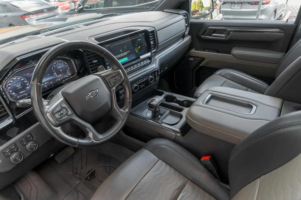 Chevrolet Silverado 1500 - Image 19