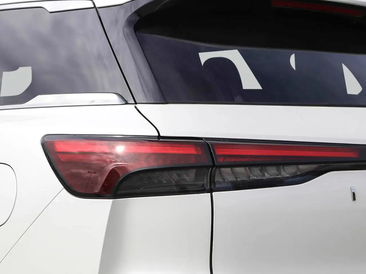 Infiniti QX60 - Image 16