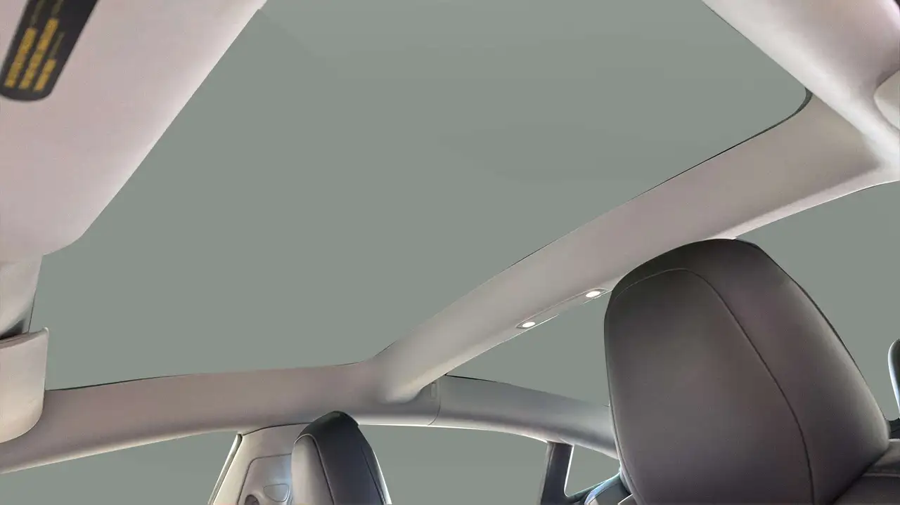 Tesla Model 3 - Image 24