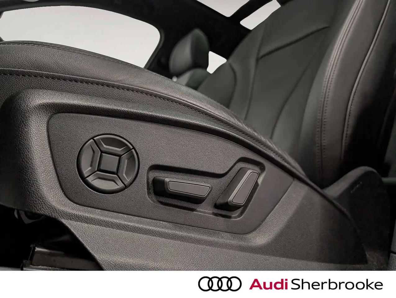 Audi Q7 - Image 13